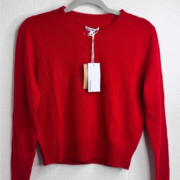 NWT Reformation Dana Cashmere Crew Cherry Red Sweater - Picture 2 of 11